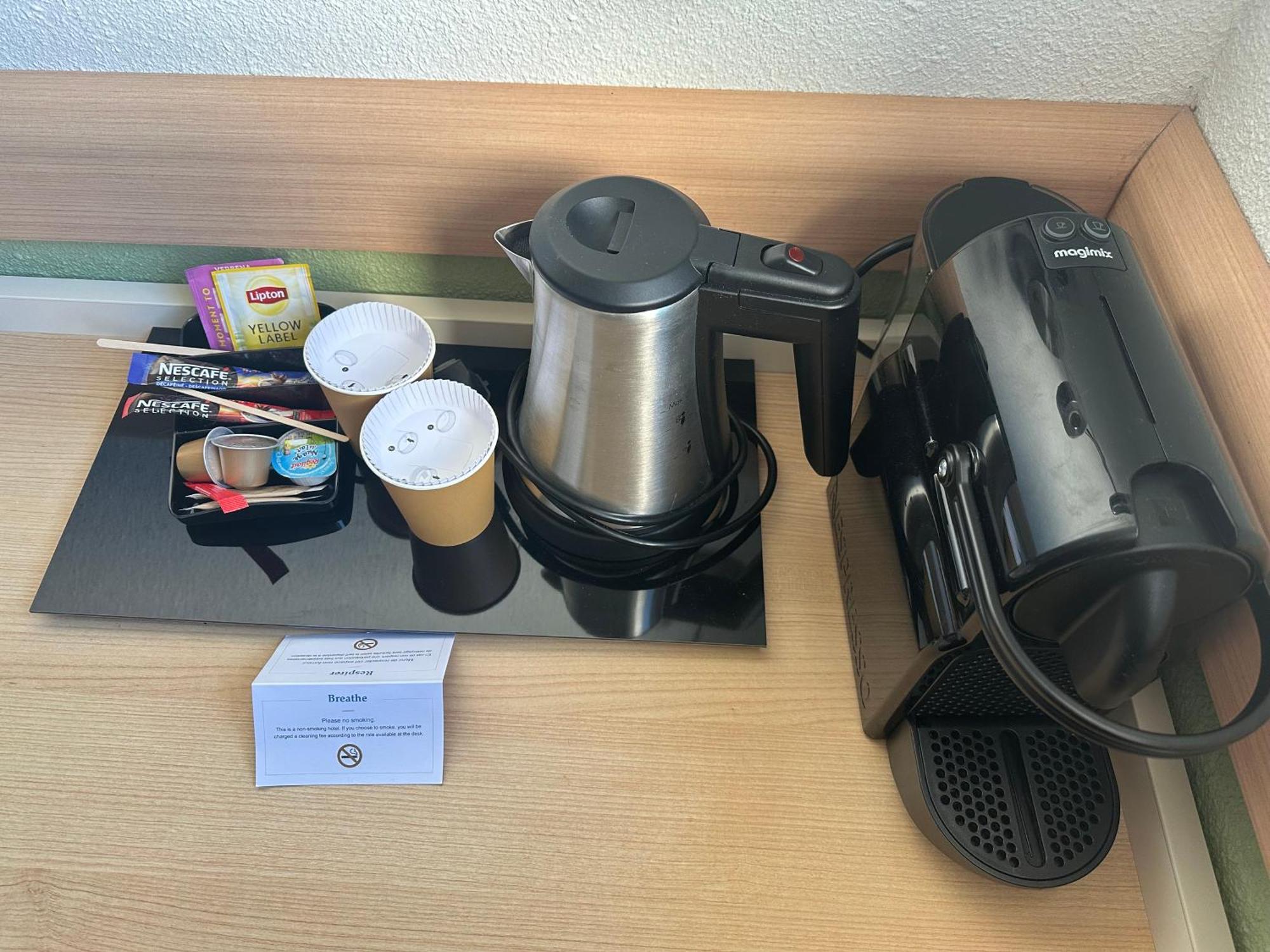 Sure Hotel By Best Western Nimes Est 外观 照片